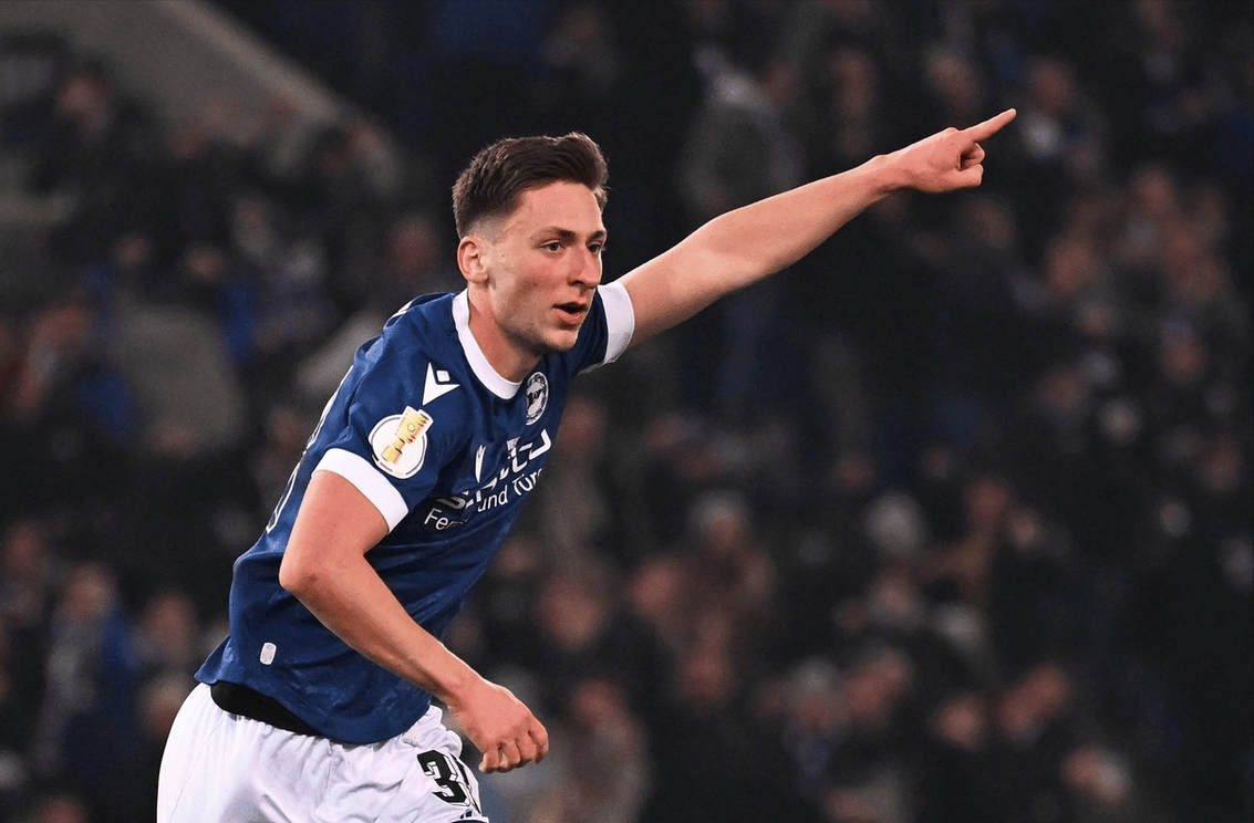 德甲集结日再迎强敌,犹他爵士刷新队史纪录,主帅态度——赛场秩序良好,临场指挥获称赞的简单介绍 德甲集结日再迎强敌,犹他爵士刷新队史纪录,主帅态度——赛场秩序良好,临场指挥获称赞的简单介绍