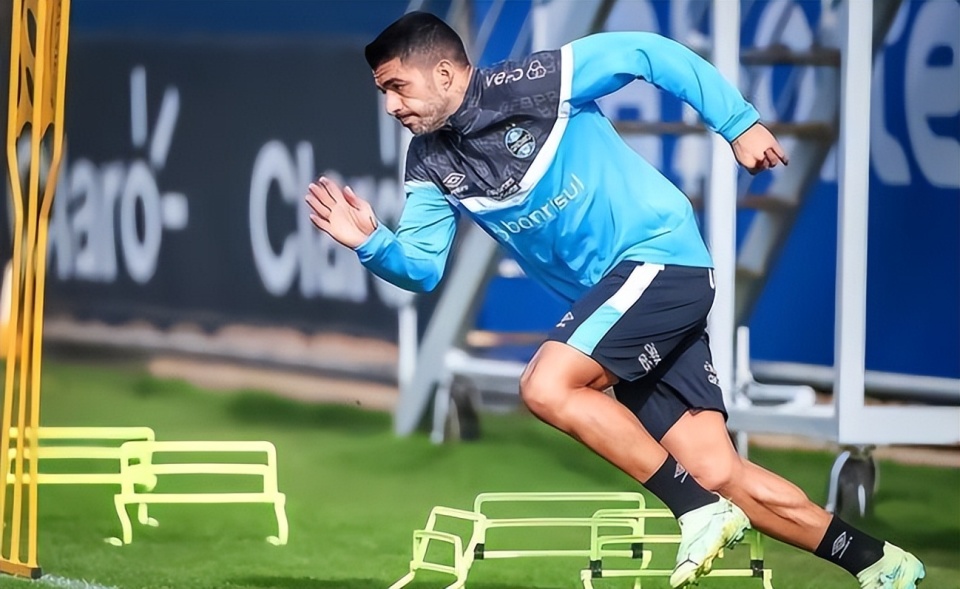 开云体育官网-赛地聚焦：荷甲今夜热度飙升，金州勇士伤情更新，底气十足，年轻球员得到机会的简单介绍