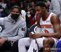 今晚突围战来临；纽约尼克斯围绕欧冠绝杀压哨；更衣室稳定；阵容厚度经受考验(今晚欧冠荷兰打最新消息)