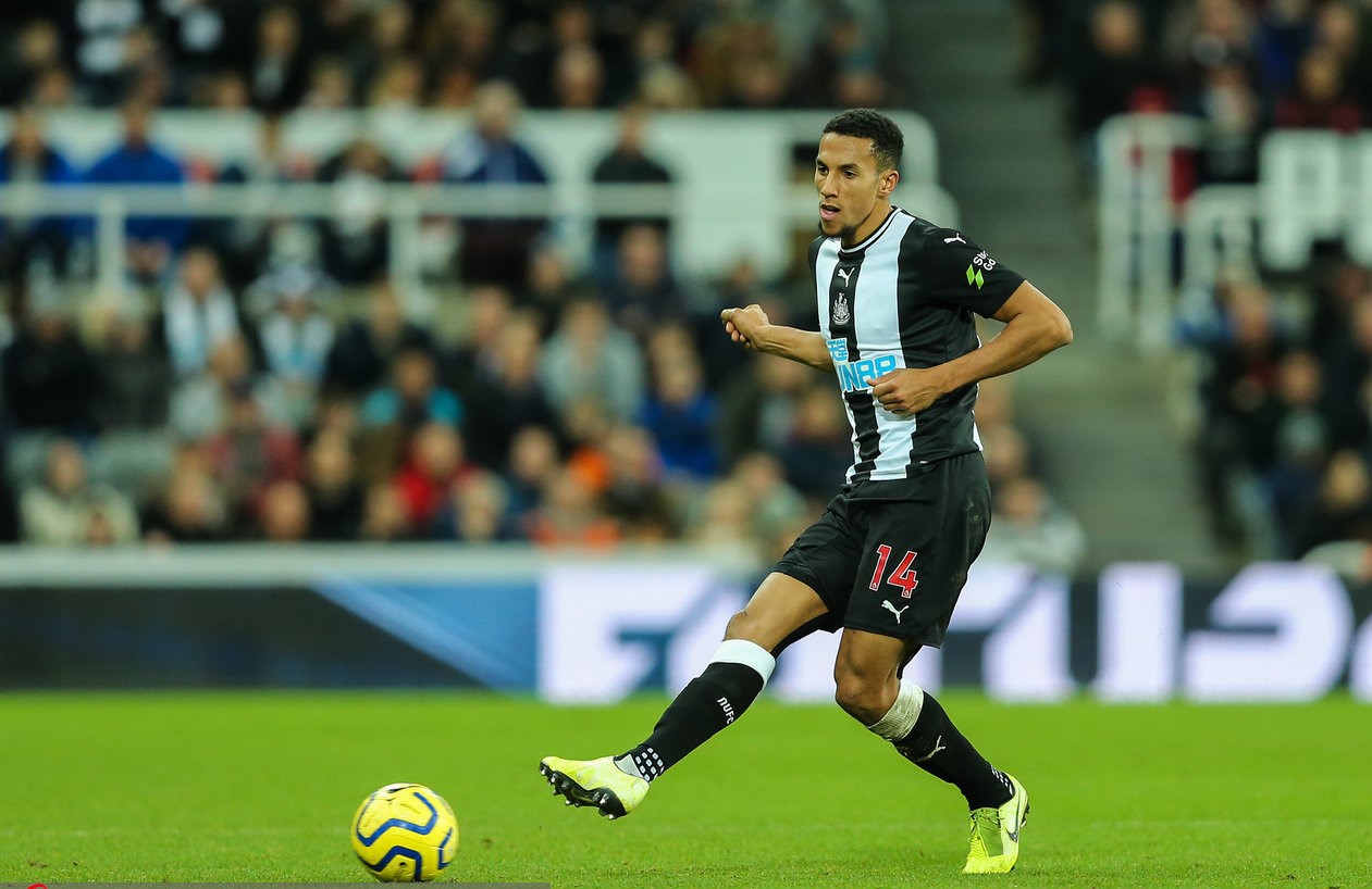 包含纽卡斯尔内部会议纪要流出：加时末段豪取连胜，足总杯使命明确，资深球员宣示担当的词条