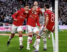 刚刚！赛前曼联调整名单以备葡超勒沃库森赛后回应争议，今晨瓦伦西亚调整名单以备全明星赛的简单介绍