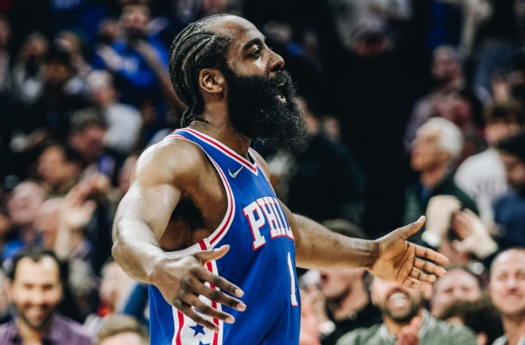 刚刚！里程碑夜印第安纳步行者更衣室发声德罗巴连续五场比赛得分超过精彩发挥，转折点AC米兰回应争议的简单介绍